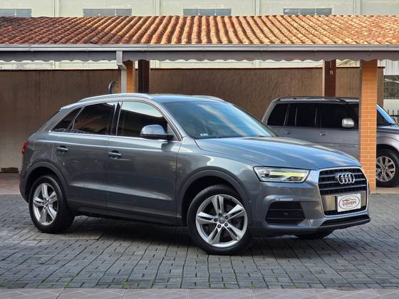 AUDI Q3 1.4 TFSI AMBIENTE FLEX 4P S TRONIC